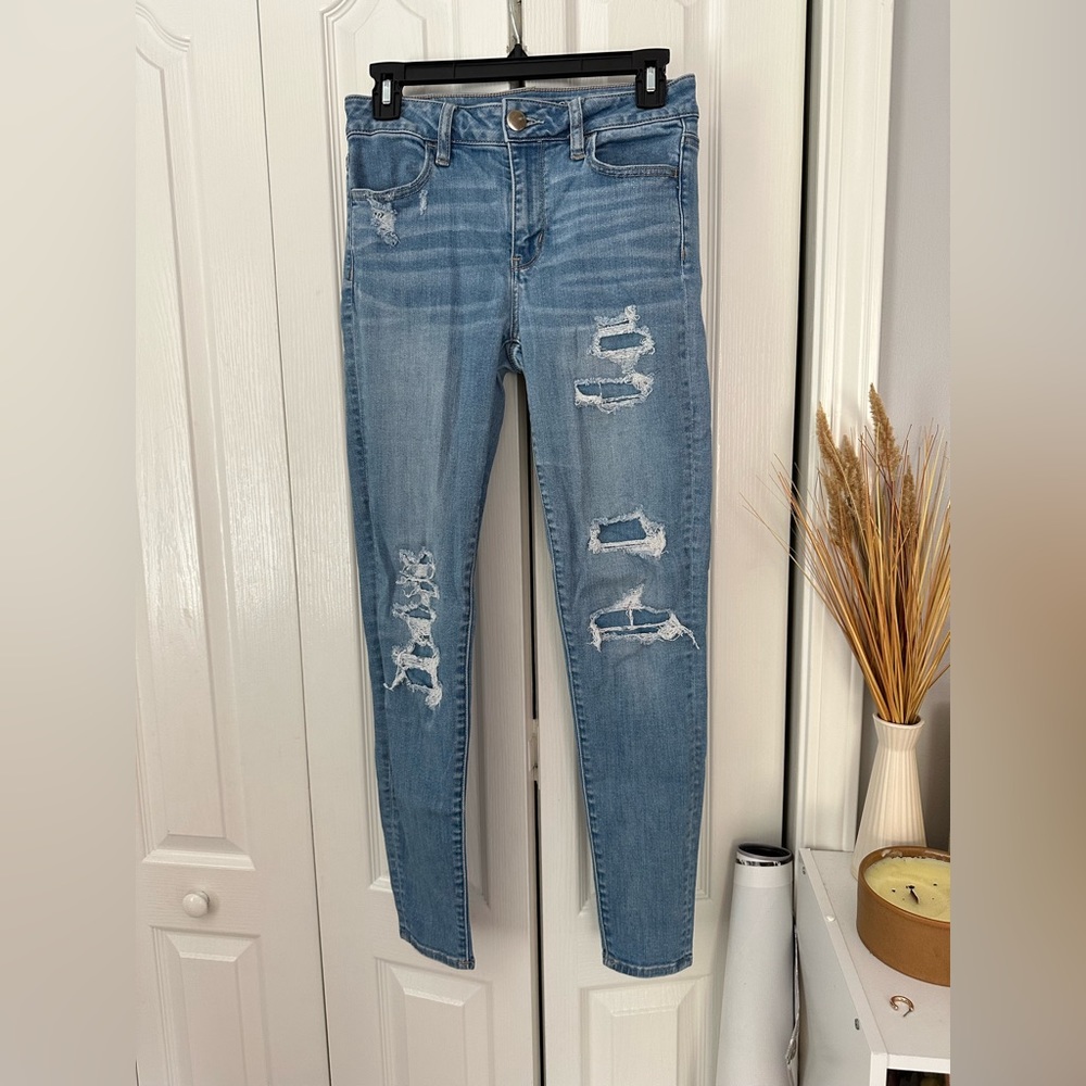 American Eagle skinny jeans
